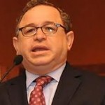 Director de Impuestos Internos, Guarocuya Félix.