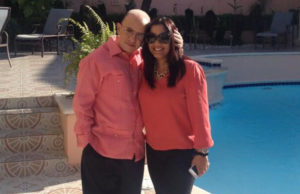 El senador Amable Aristy Castro junto a su hija la alcaldesa Karina Aristy. 