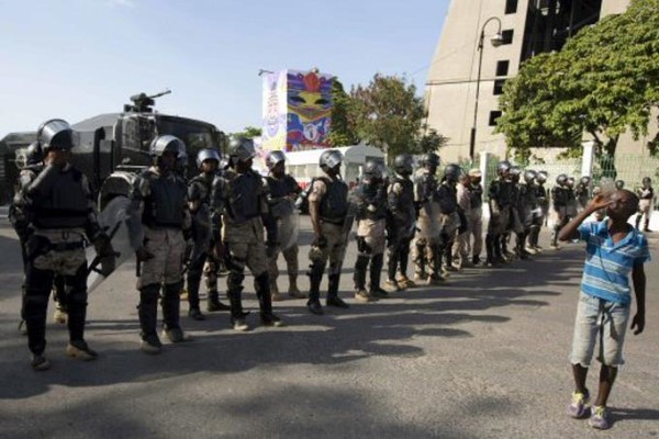 la-oposicion-haitiana-advierte-que-no-aceptara-un-golpe-parlamentario