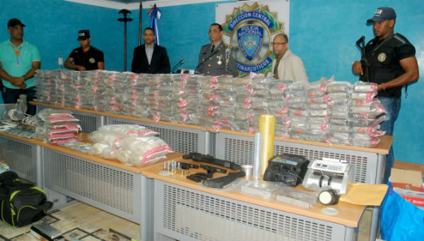 Apresan a siete personas, entre ellas tres venezolanos y cuatro dominicanos